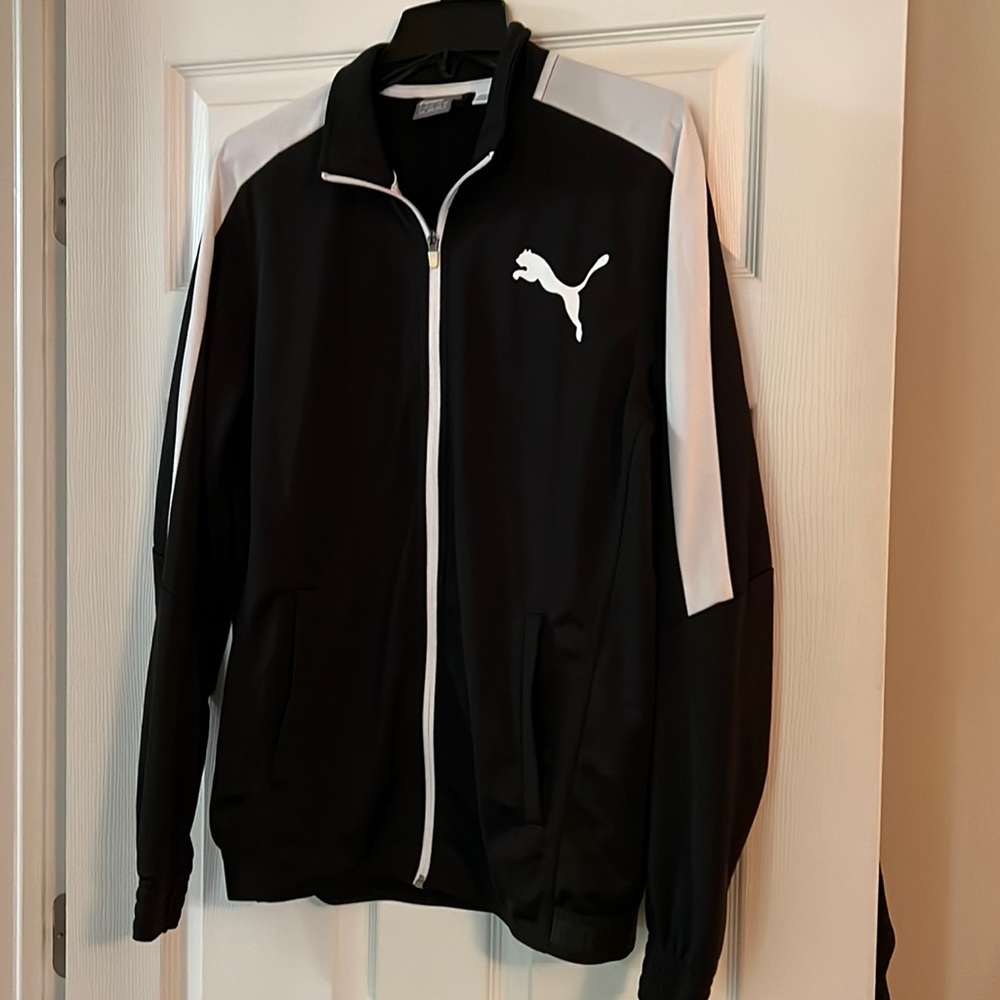 Puma mens zip up jacket size large